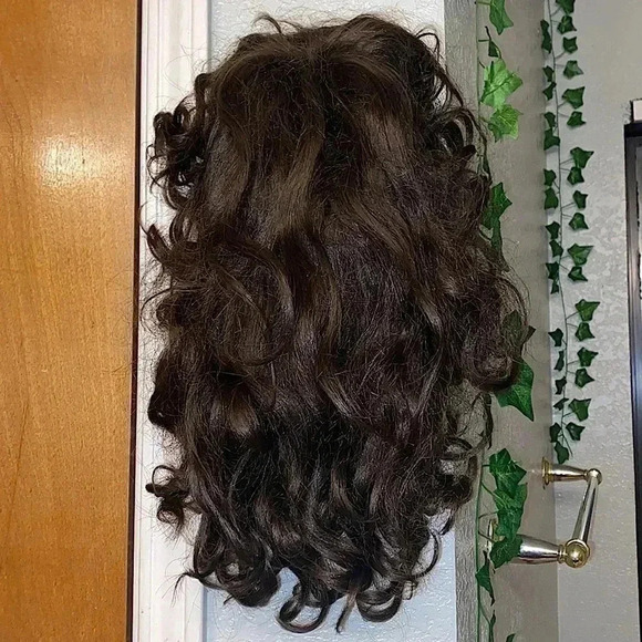 Dark Brown Elura Blend Wig